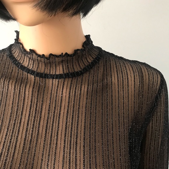 ᯽SLINKY BLACK TOP᯽ - Picture 3 of 4